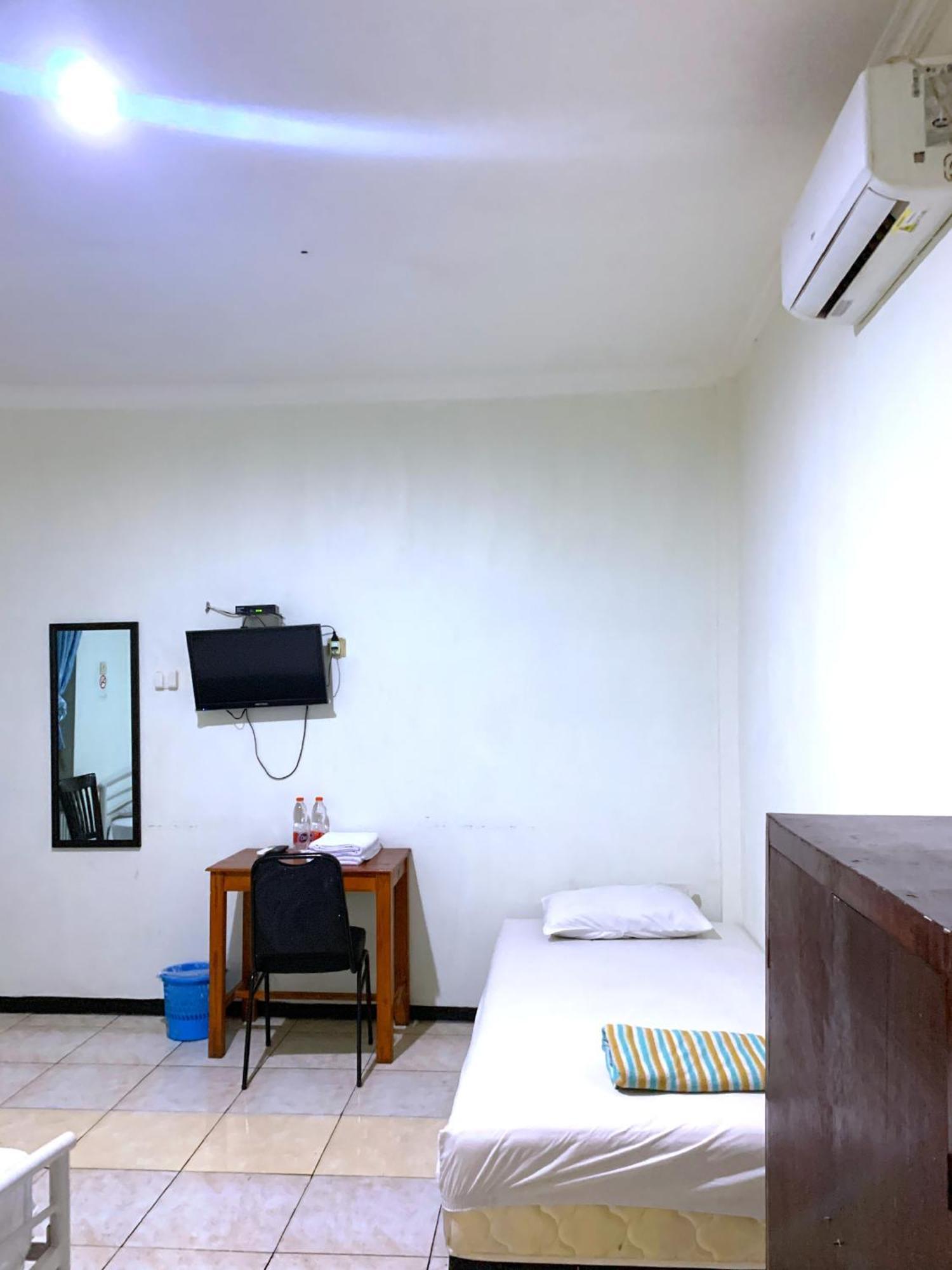 Sawojajar Inn Ngadipuro Exteriér fotografie